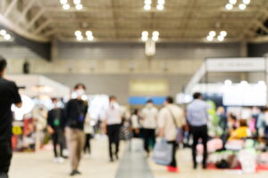 ロールアップバナースタンドの活用例